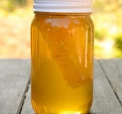 Mật ong rừng loại đặc biệt chai 1 lít